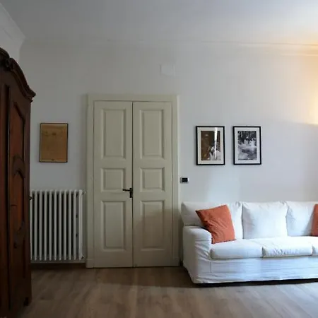 La Libellula アパート